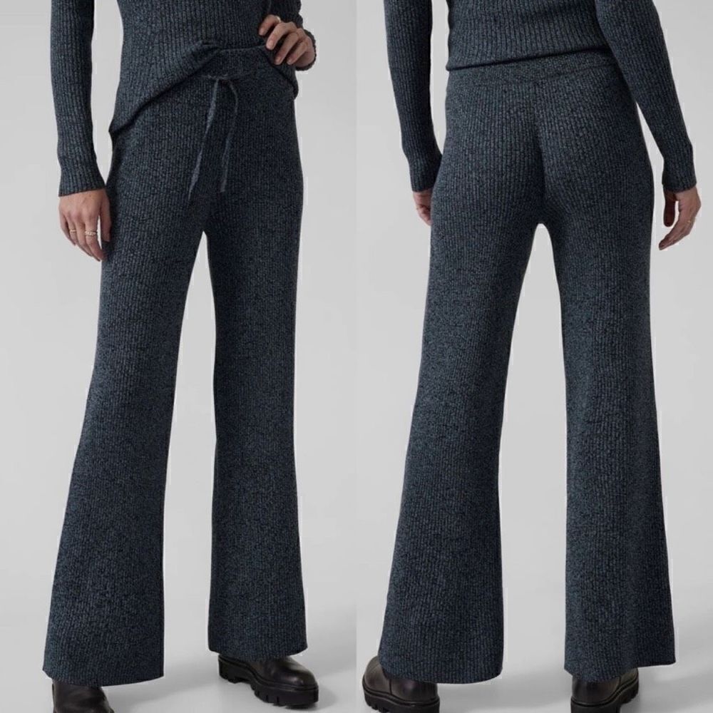 Athleta Reverie Sweater Pant Blue Wicking Breathable Wide Leg Women Small Warm